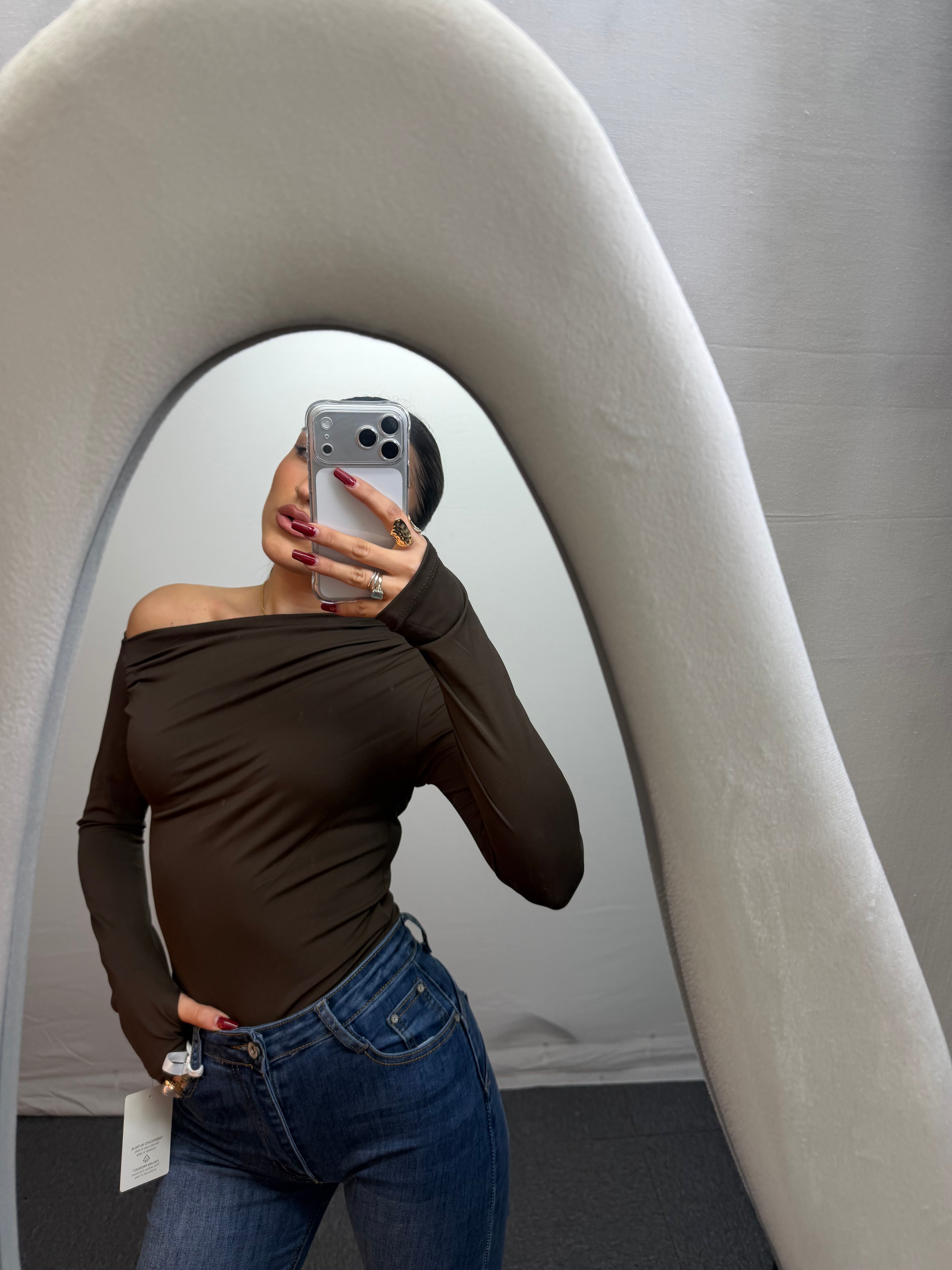 BODY ELISA BROWN