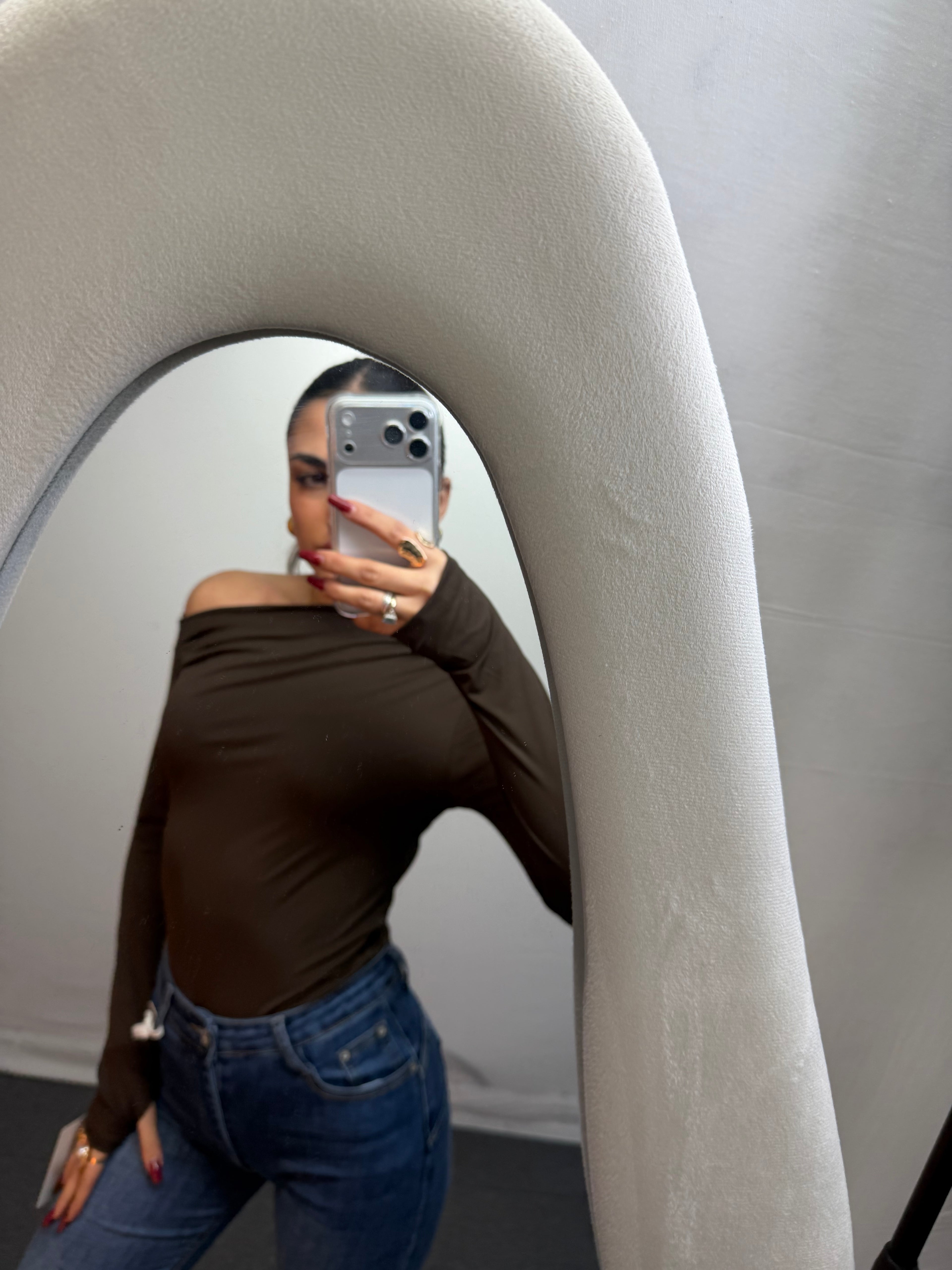 BODY ELISA BROWN