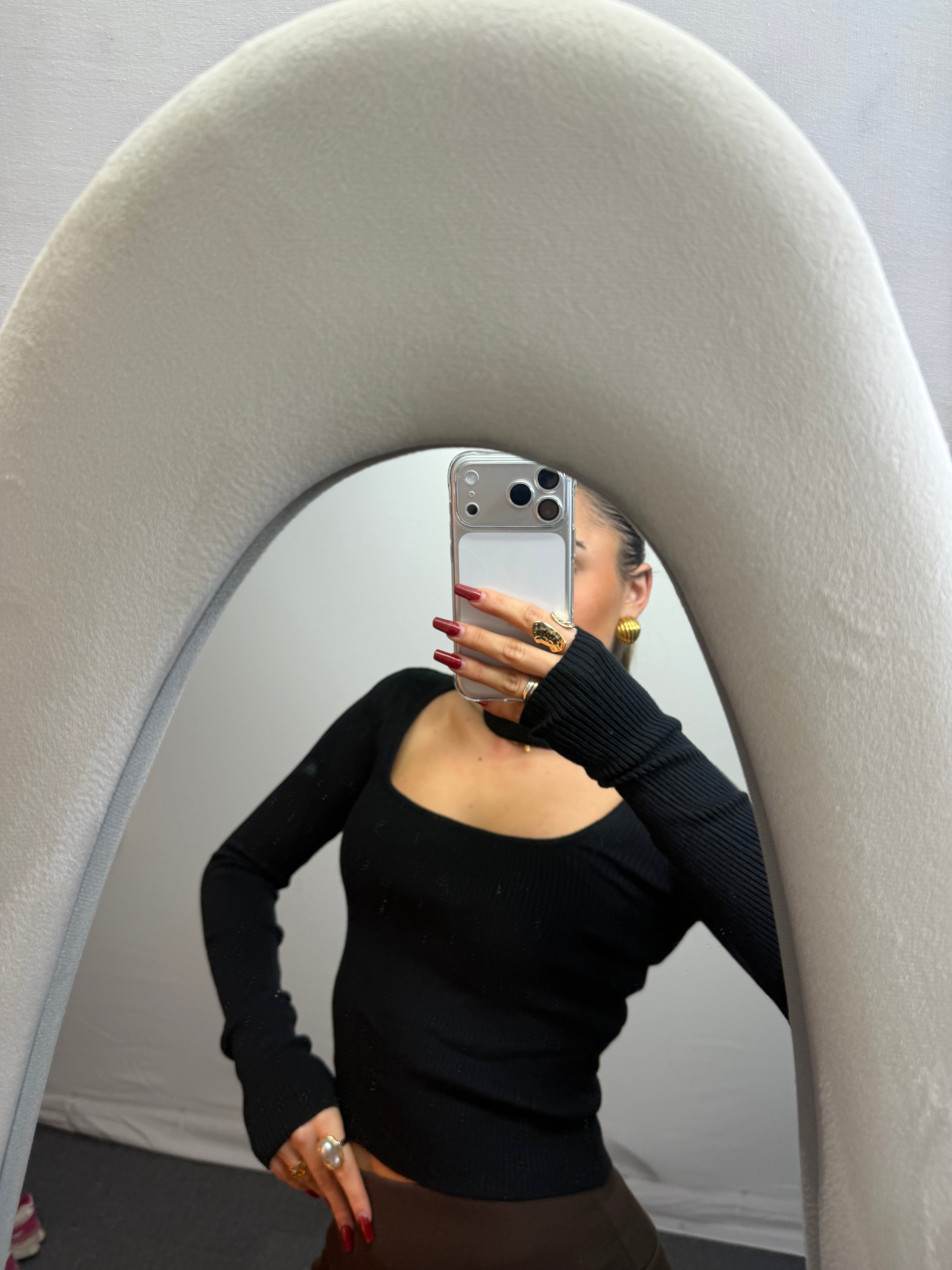 MAGLIA COLLO BLACK