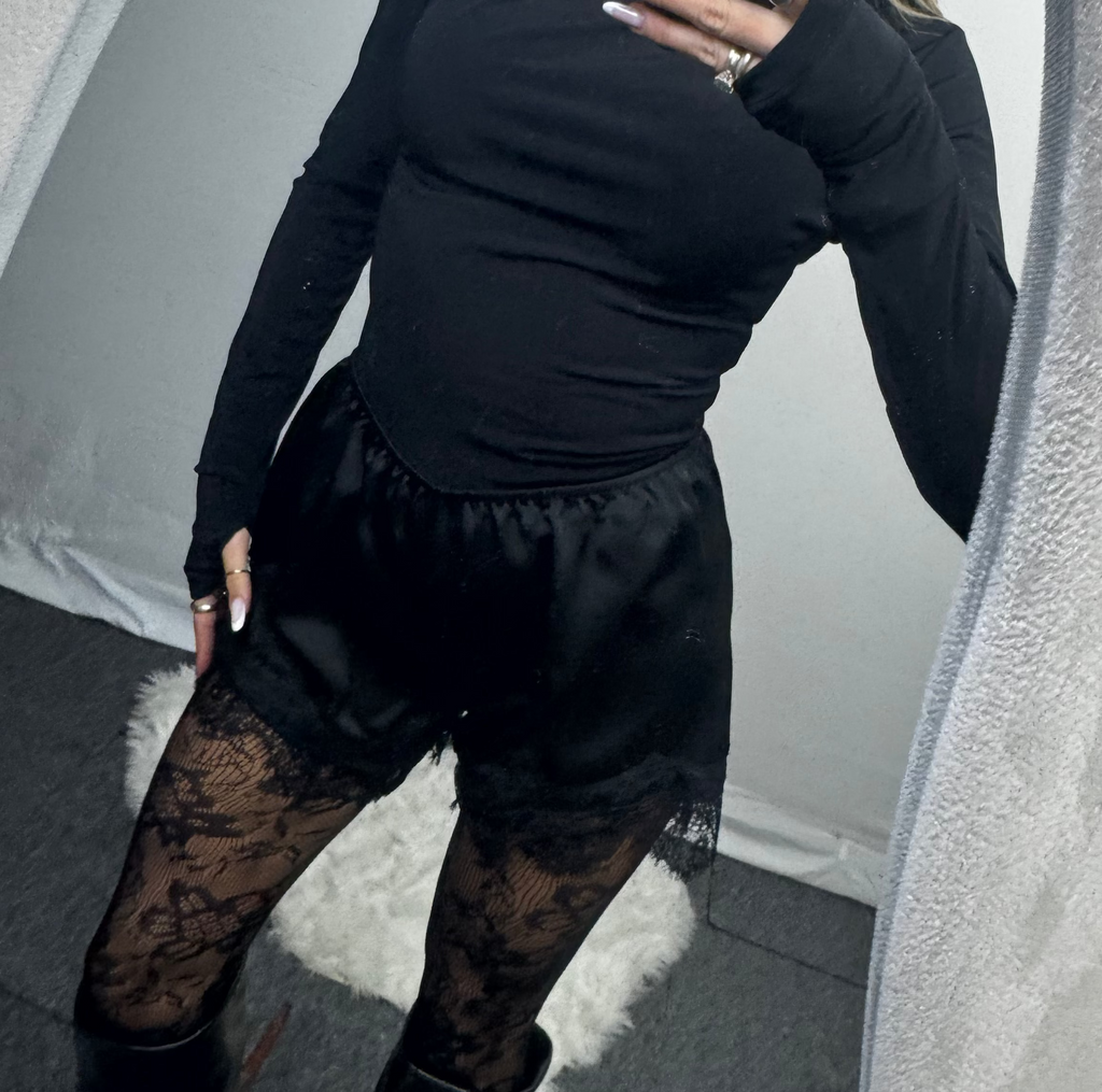 SHORTS SATIN BLACK