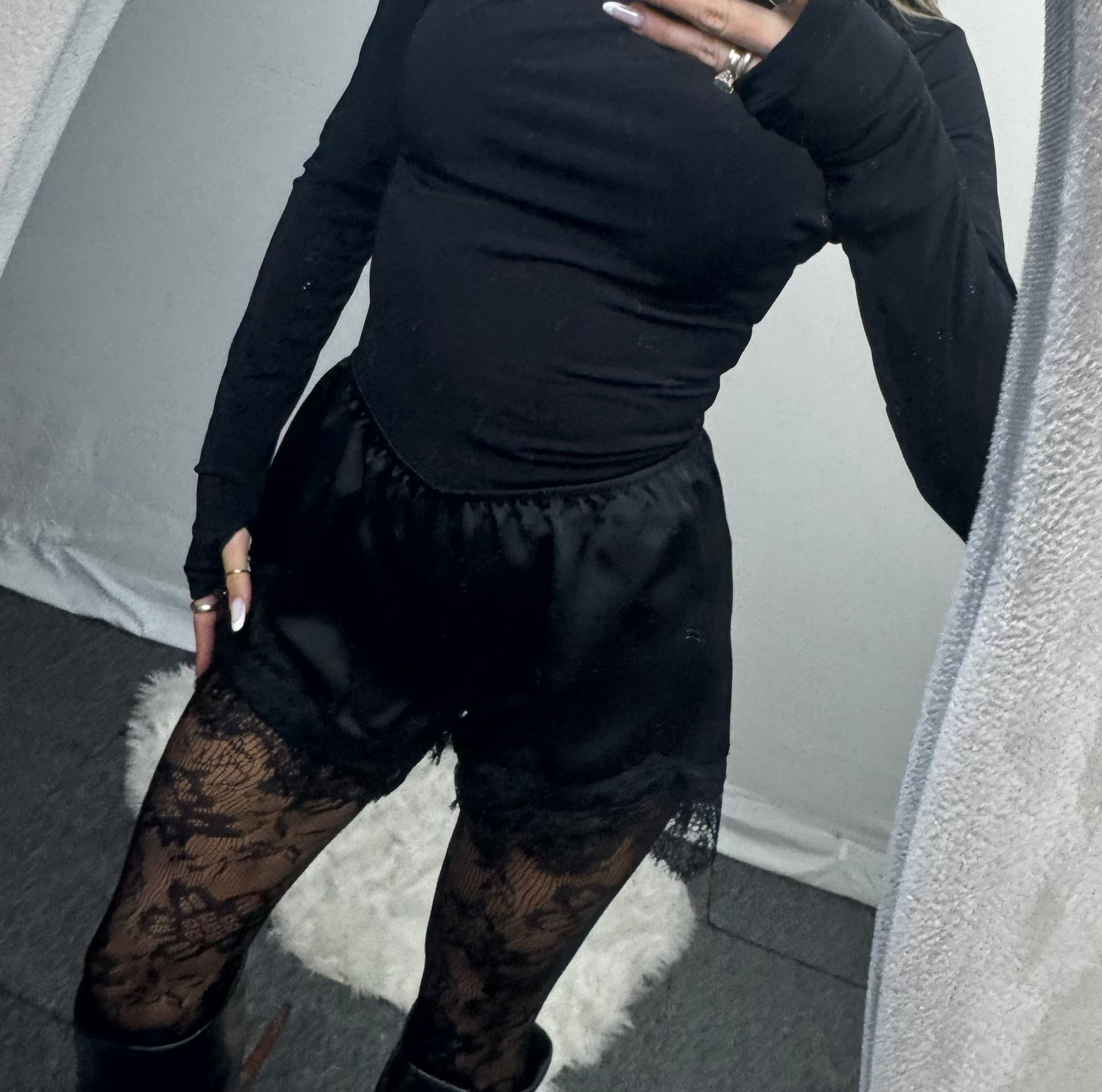 SHORTS SATIN BLACK